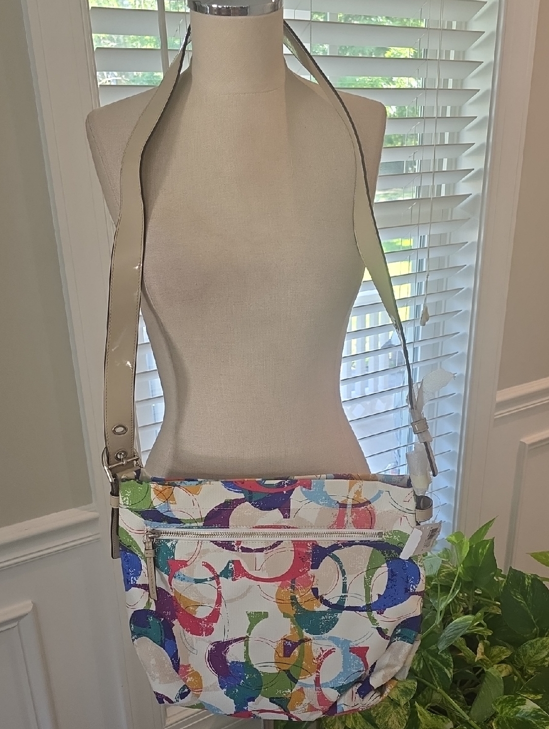 Nwt Coach Stamped Signature C Duffle Crossb Bag - White Multicolor